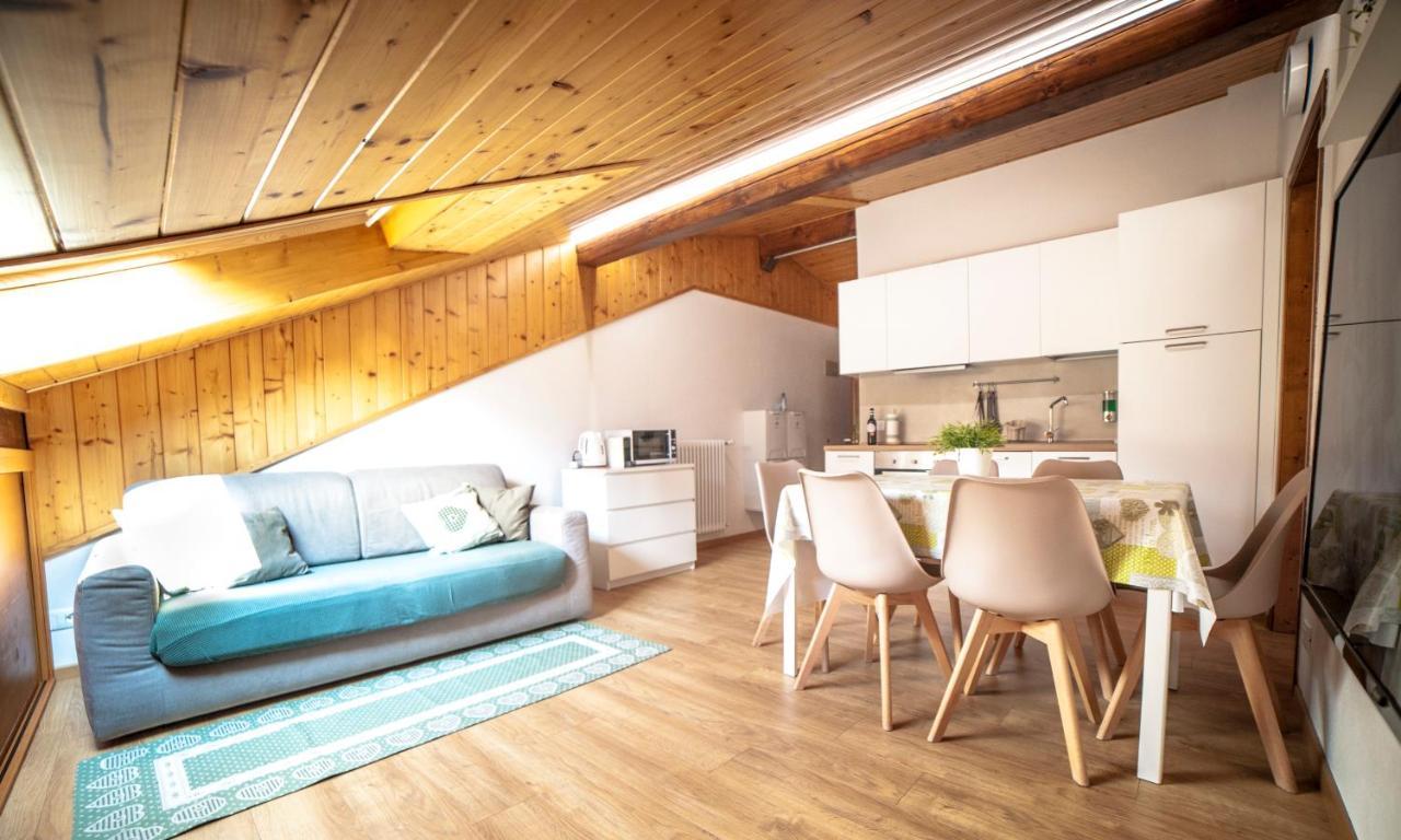 La Mansarda Di Emma Appartement Pinzolo Buitenkant foto