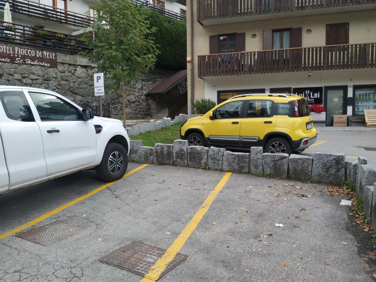 La Mansarda Di Emma Appartement Pinzolo Buitenkant foto