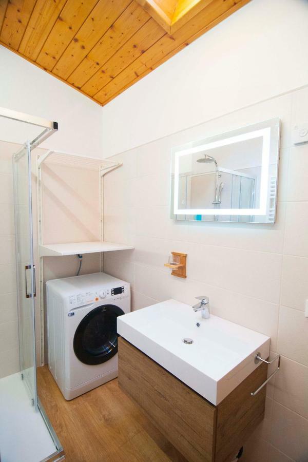 La Mansarda Di Emma Appartement Pinzolo Buitenkant foto