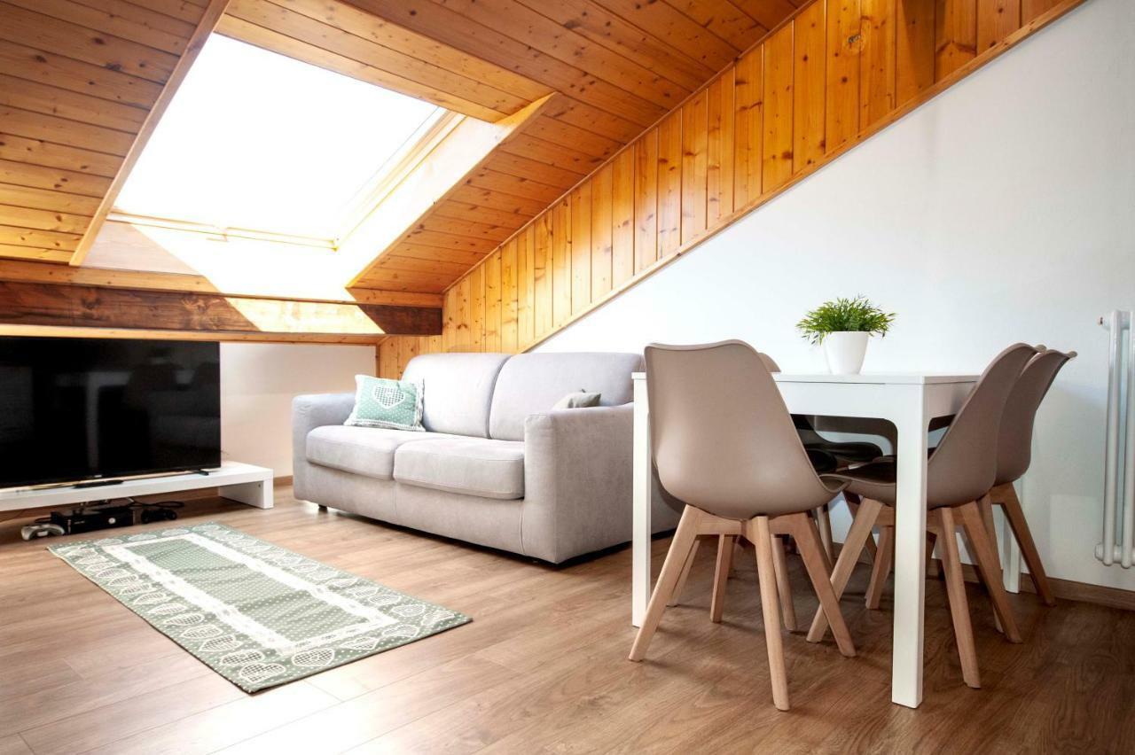 La Mansarda Di Emma Appartement Pinzolo Buitenkant foto